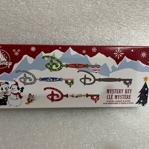 Disney Mystery Key brand new in sealed box (blind box)